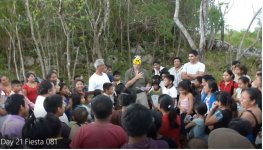 VJ with Daniel and Maya.JPG VJ with Daniel and Maya.JPG