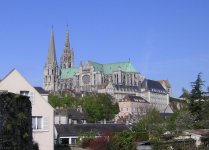 Chartres_Cathedral_000.jpg