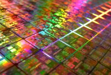 SMALL+electronic_chip_rainbow_colors_desktop_4380x2968_hd-wallpaper-68986.jpg