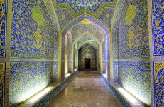 Sheikh-Lotfollah-Mosque-Isfahan-Iran.jpg