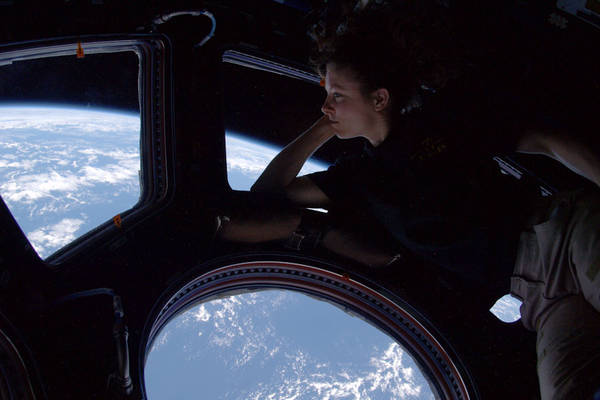 cupolaview_iss14.jpg